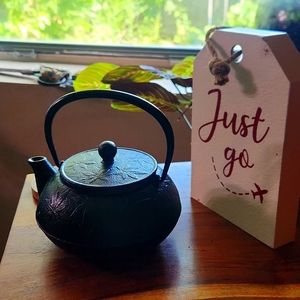 Iwachu Casting Works | Konoha Cast Iron Tea Pot
